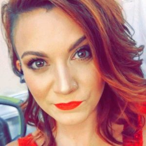 Meet your Posher, Holly